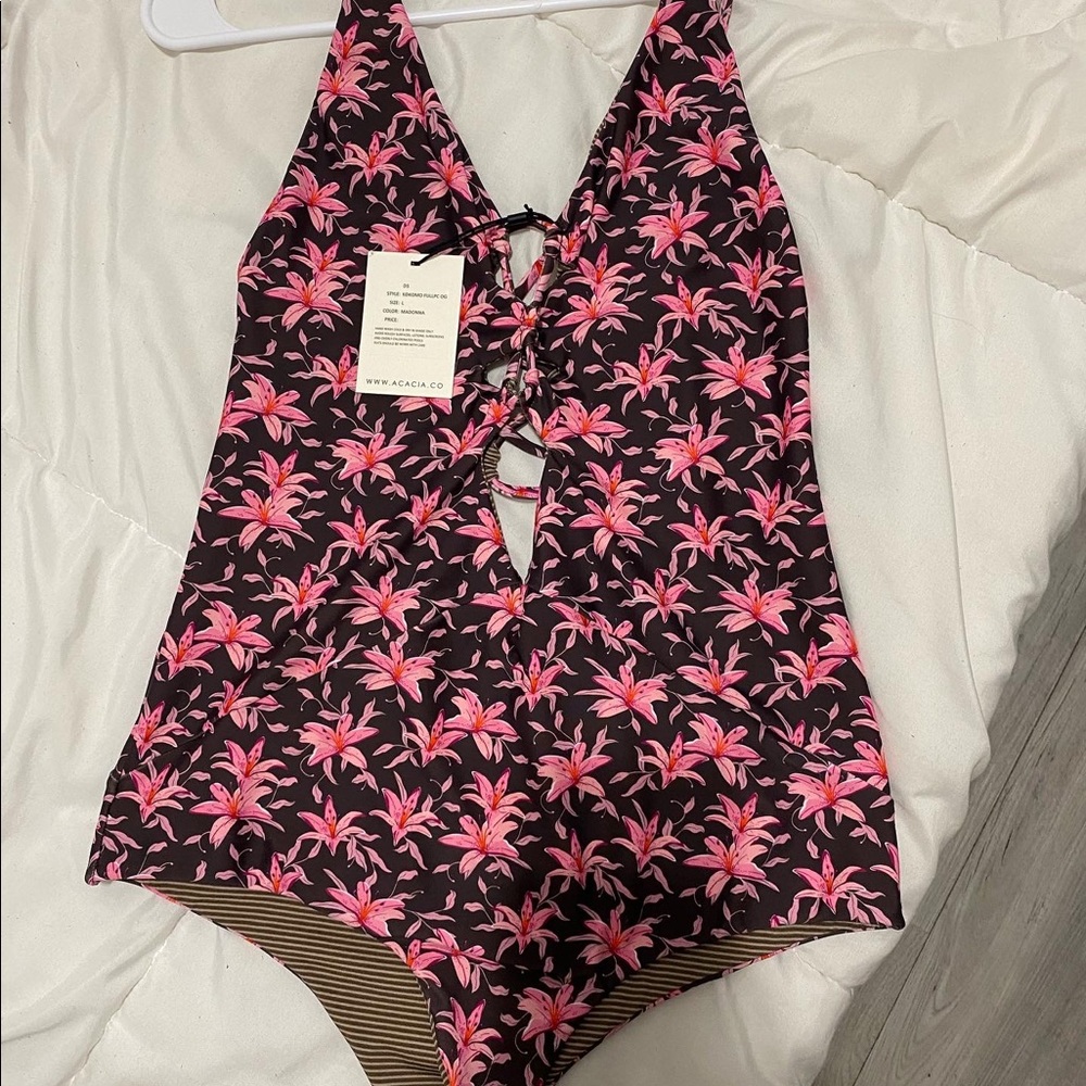 SOLD VIA IG